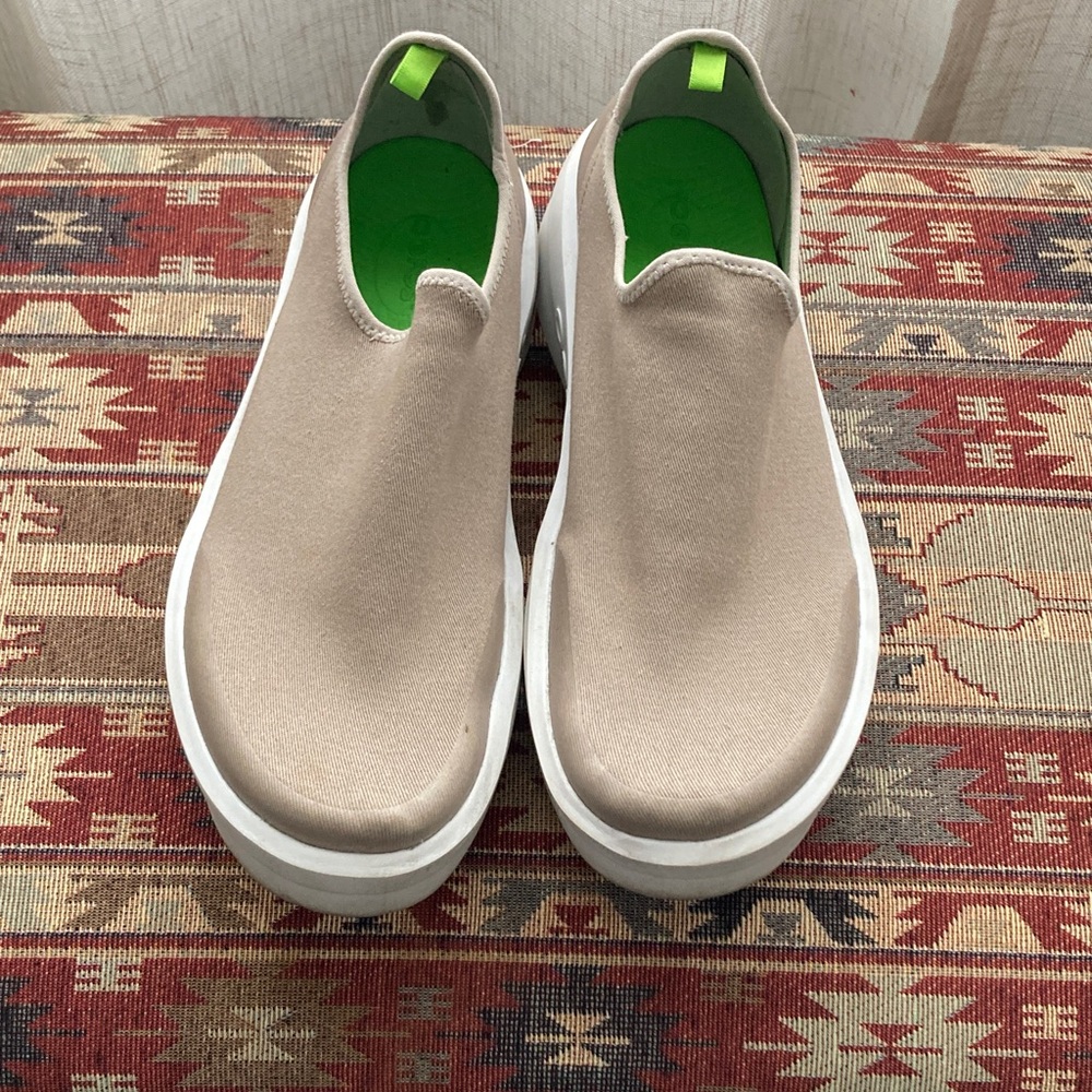 OOFOS Beige Slip-On Sneakers